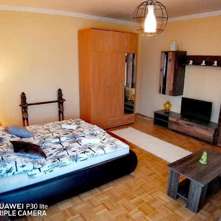 Zöld Béka Hőforrás Apartman Hajdúszoboszló Exterior foto