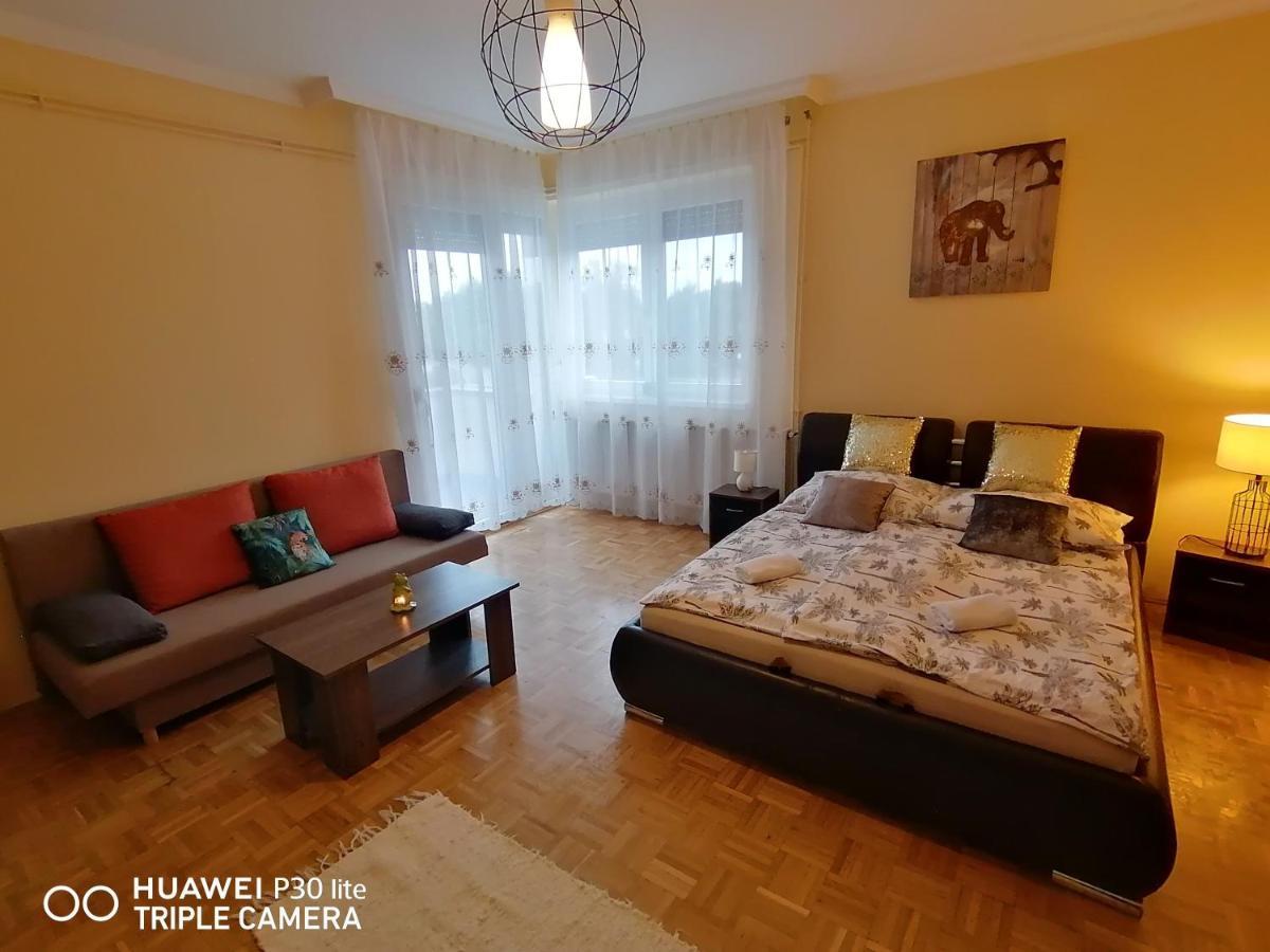 Zöld Béka Hőforrás Apartman Hajdúszoboszló Exterior foto